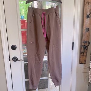 Figs brand women’s size M smokey taupe scrub pants.